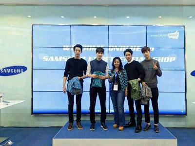 Ke Jakarta, CN Blue Sempatkan Kunjungi Mall!